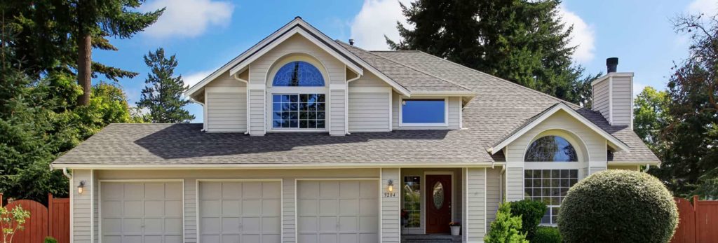 3 car garage home in austin